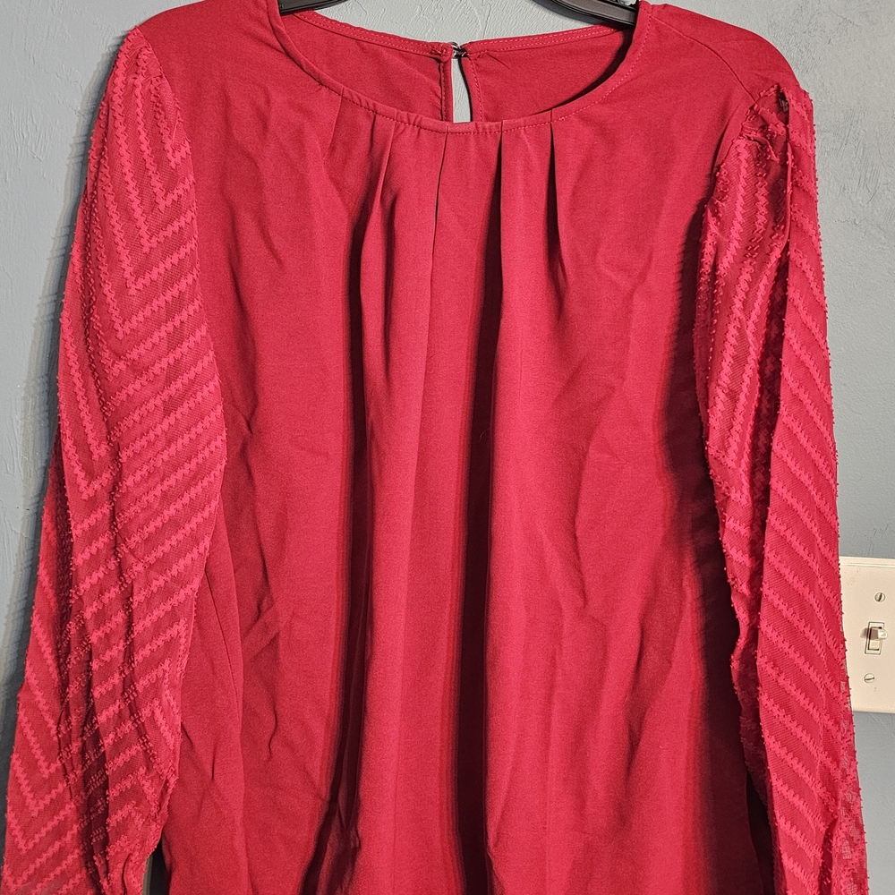 SHEIN Curve Vibrant Red Top - Picture 1 of 8
